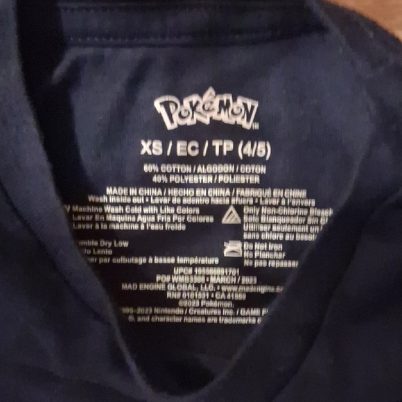 🛍 Pokemon Navy Blue T-Shirt - Picture 2 of 2